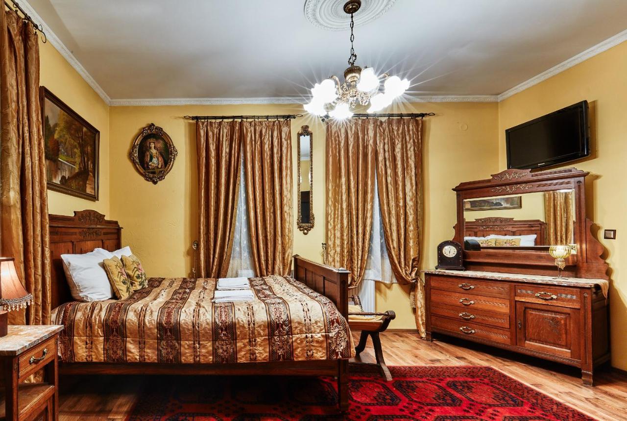 Straszny Dwor Chalet